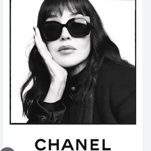 CHANEL AUTHENTIC Oversized Sunglasses In Excellent Condition. 6049